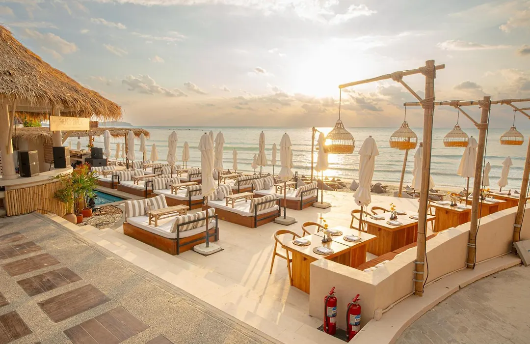 Al'S Resort-1